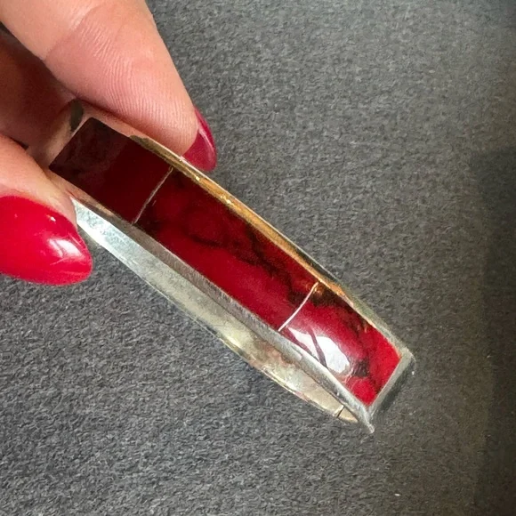 Vintage coral inlay Sterling silver hinged bracelet made in Mexico